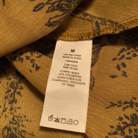 Golden Dynamite Blouse - Picture 4 of 5